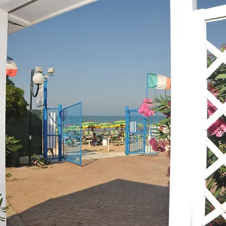 Le Orchidee 아파트호텔 비에스테