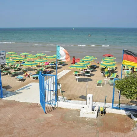 Le Orchidee 아파트호텔 비에스테